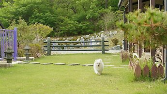Hongcheon Vivaldi Four Seasons Pension