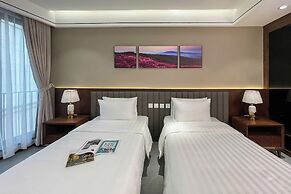Blubiz Hotel 6