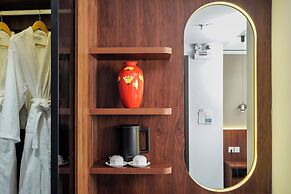 Blubiz Hotel 6