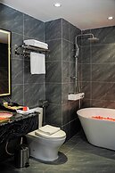 Blubiz Hotel 6