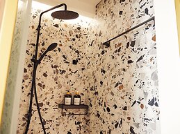 Mona Luxe Apartment