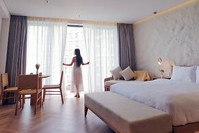 Mona Luxe Apartment