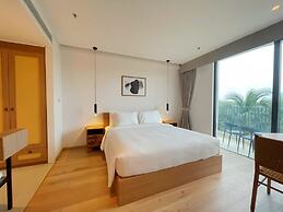 Mona Luxe Apartment
