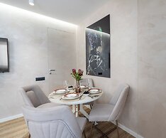 Manu Art Living