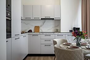 Manu Art Living