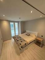 Luxury Marina Apartment - Self Catering