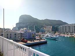 Luxury Marina Apartment - Self Catering