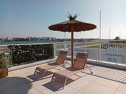 Luxury Marina Apartment - Self Catering