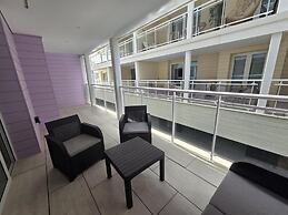 Luxury Marina Apartment - Self Catering