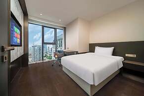 Yashan Tianlai S High-Rise Hotel
