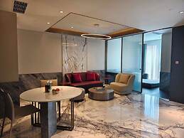 Yashan Tianlai S High-Rise Hotel