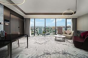 Yashan Tianlai S High-Rise Hotel