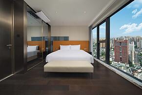 Yashan Tianlai S High-Rise Hotel