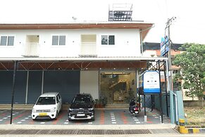 Cloud9 Airport Hotel