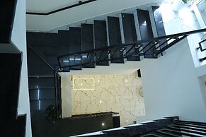 Cloud9 Airport Hotel