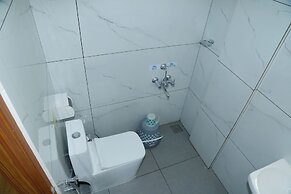 Cloud9 Airport Hotel