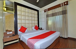 Hotel Aroma Classic