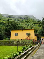 Rutuvan Resort Girivan