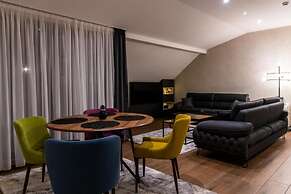 Hotel Maksimum