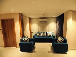 Geetanjali Hotel and Suites