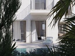 Lantana Villas and Hotel