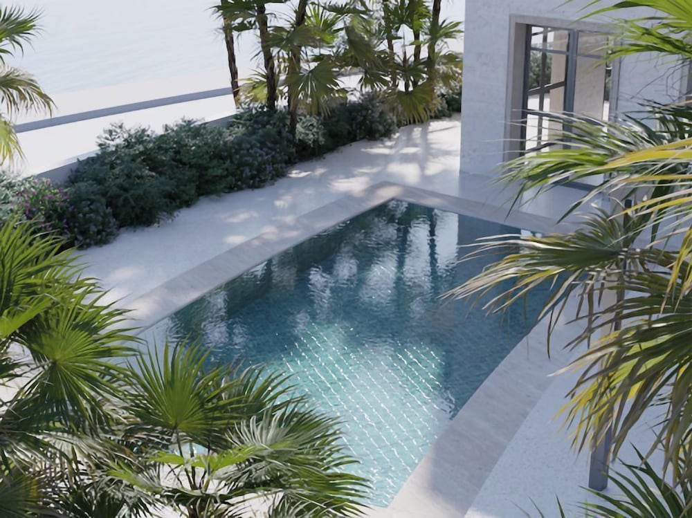Lantana Villas and Hotel