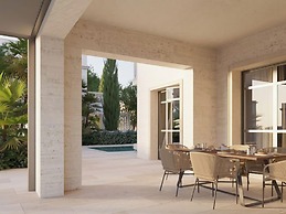 Lantana Villas and Hotel