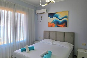Beachfront & Sea View Apartment 101