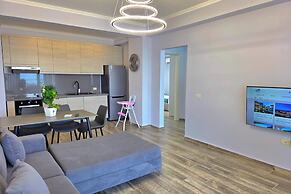 Beachfront & Sea View Apartment 101
