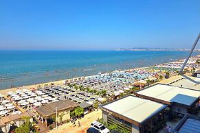 Beachfront & Sea View Apartment 101