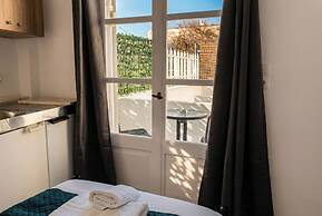 Aegean Nest Studios - Adults only
