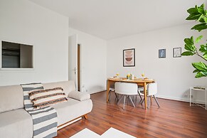 Chic 1BR Steps from Opéra Garnier