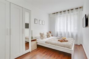 Chic 1BR Steps from Opéra Garnier