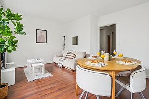 Chic 1BR Steps from Opéra Garnier