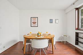Chic 1BR Steps from Opéra Garnier