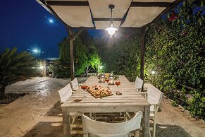 Amorosa Villas