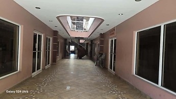 Paradise Suites & Residence