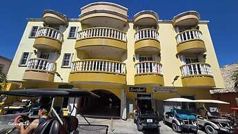 Paradise Suites & Residence