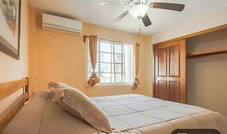 Paradise Suites & Residence