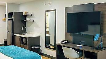 Studio 6 – Fort Frances, On