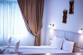 Hotel Claris Valiug