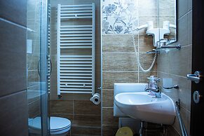 Hotel Claris Valiug
