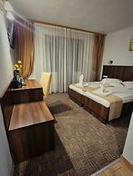 Hotel Claris Valiug