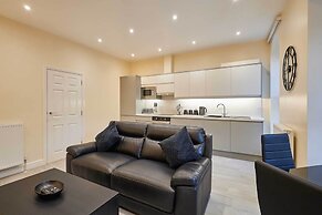Host Stay Ross View First Floor Apartment