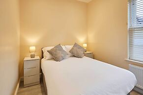 Host Stay Ross View First Floor Apartment