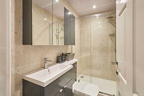 Host Stay Ross View First Floor Apartment