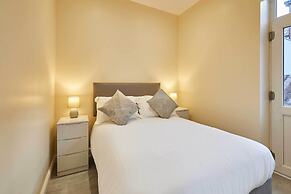Host Stay Ross View Ground Floor Apartment