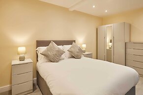 Host Stay Ross View Basement Apartment