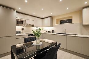 Host Stay Ross View Basement Apartment