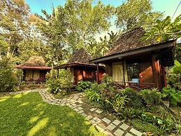Puunee Wild River Resto & Villa's